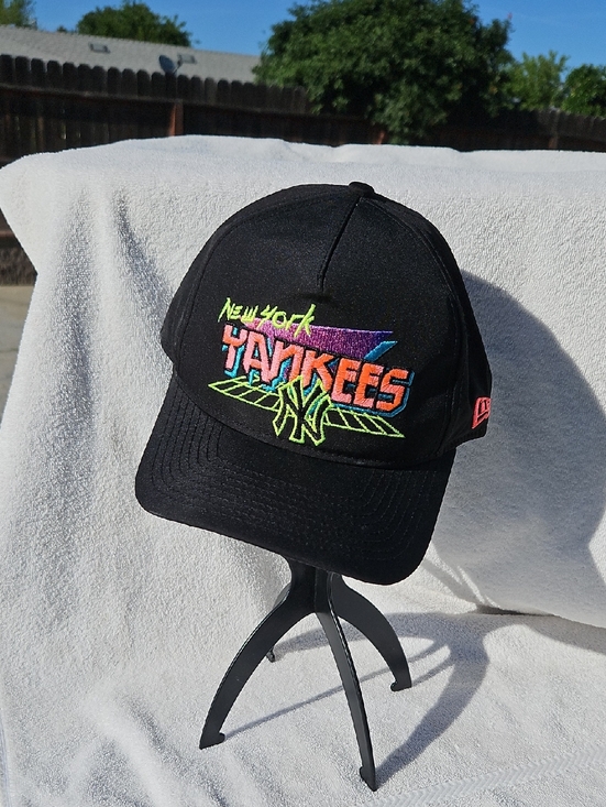 New Era Other - New Era NY YANKEES Black Cap with Multicolor Embroidered Logo